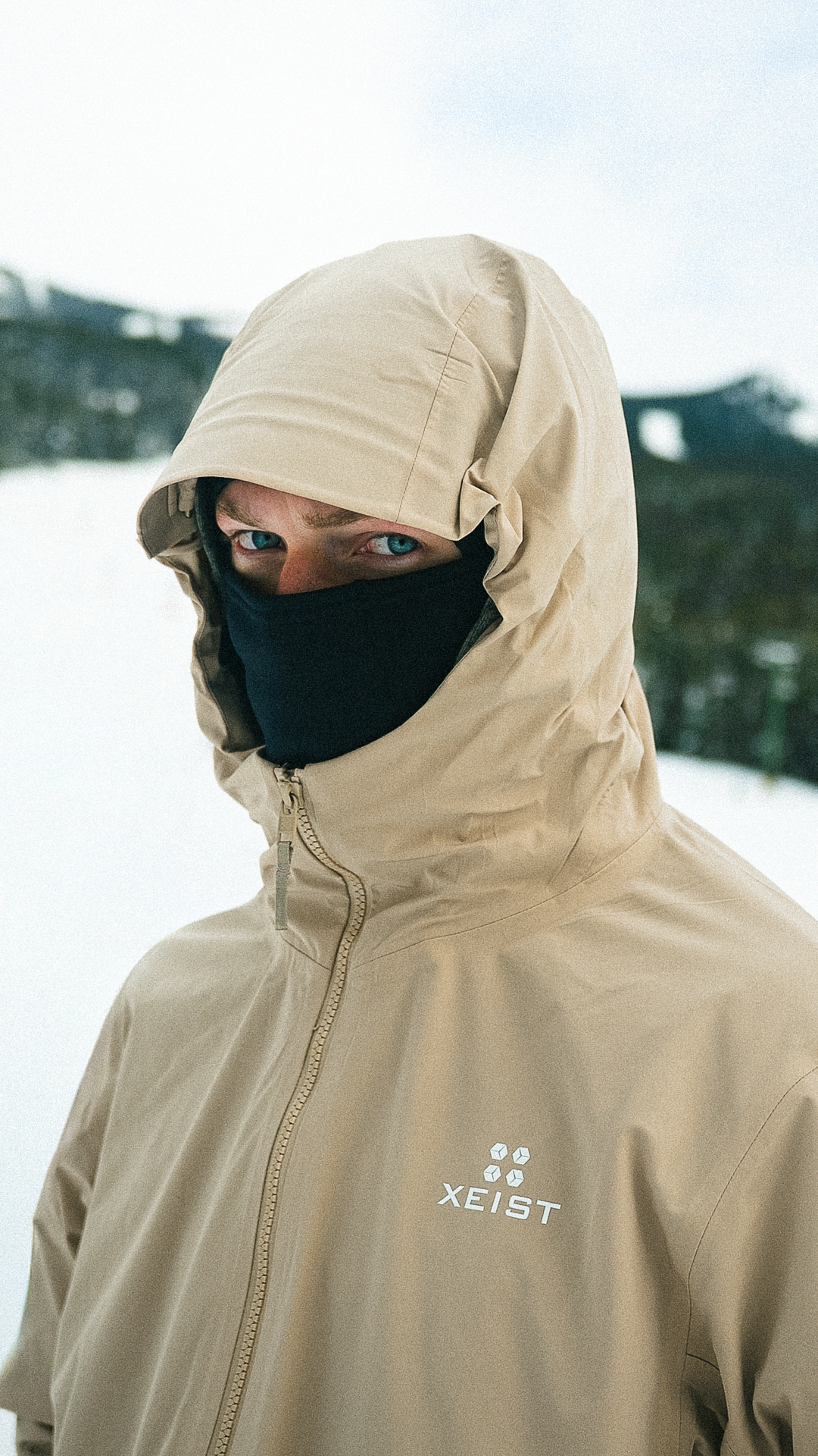 Xeist Hardshell - MTRX BLK