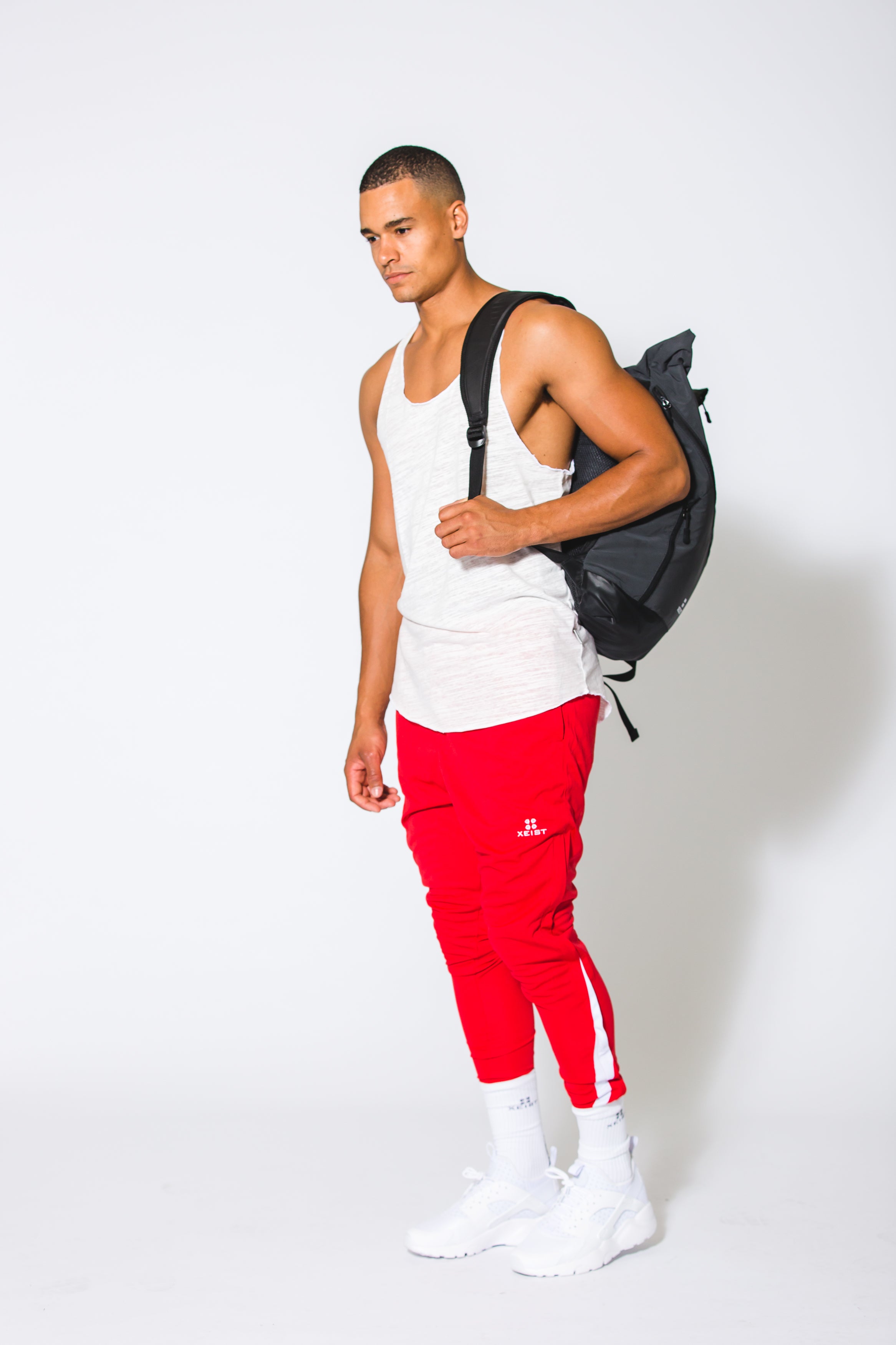 White Essential Tank - Xeist