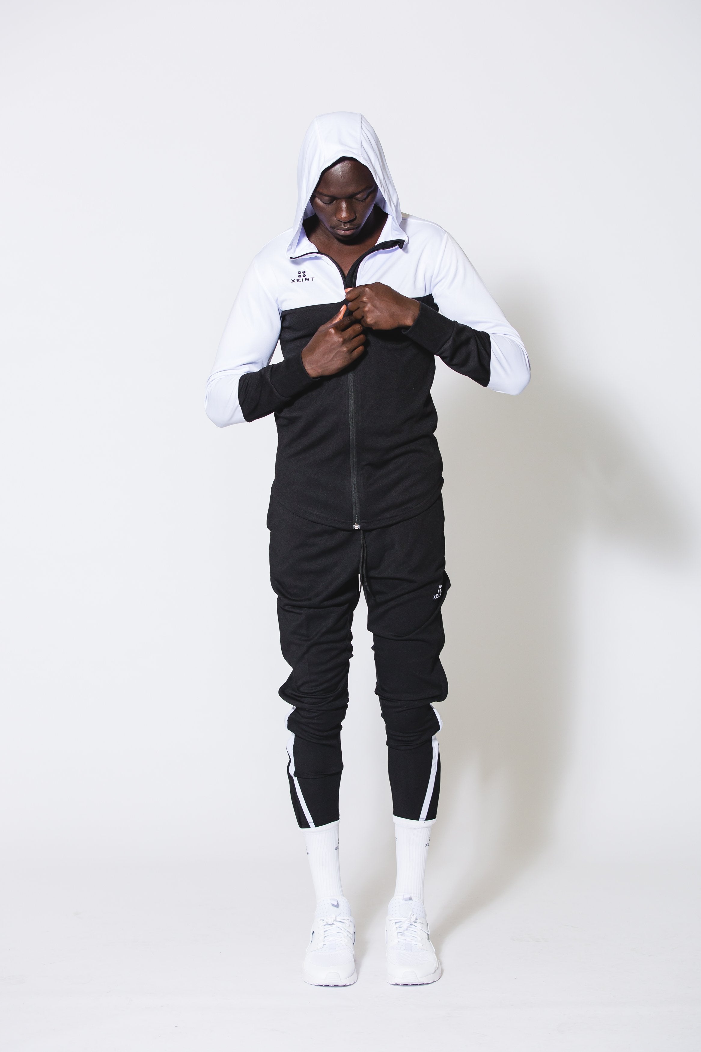 Black 741z Joggers - Xeist