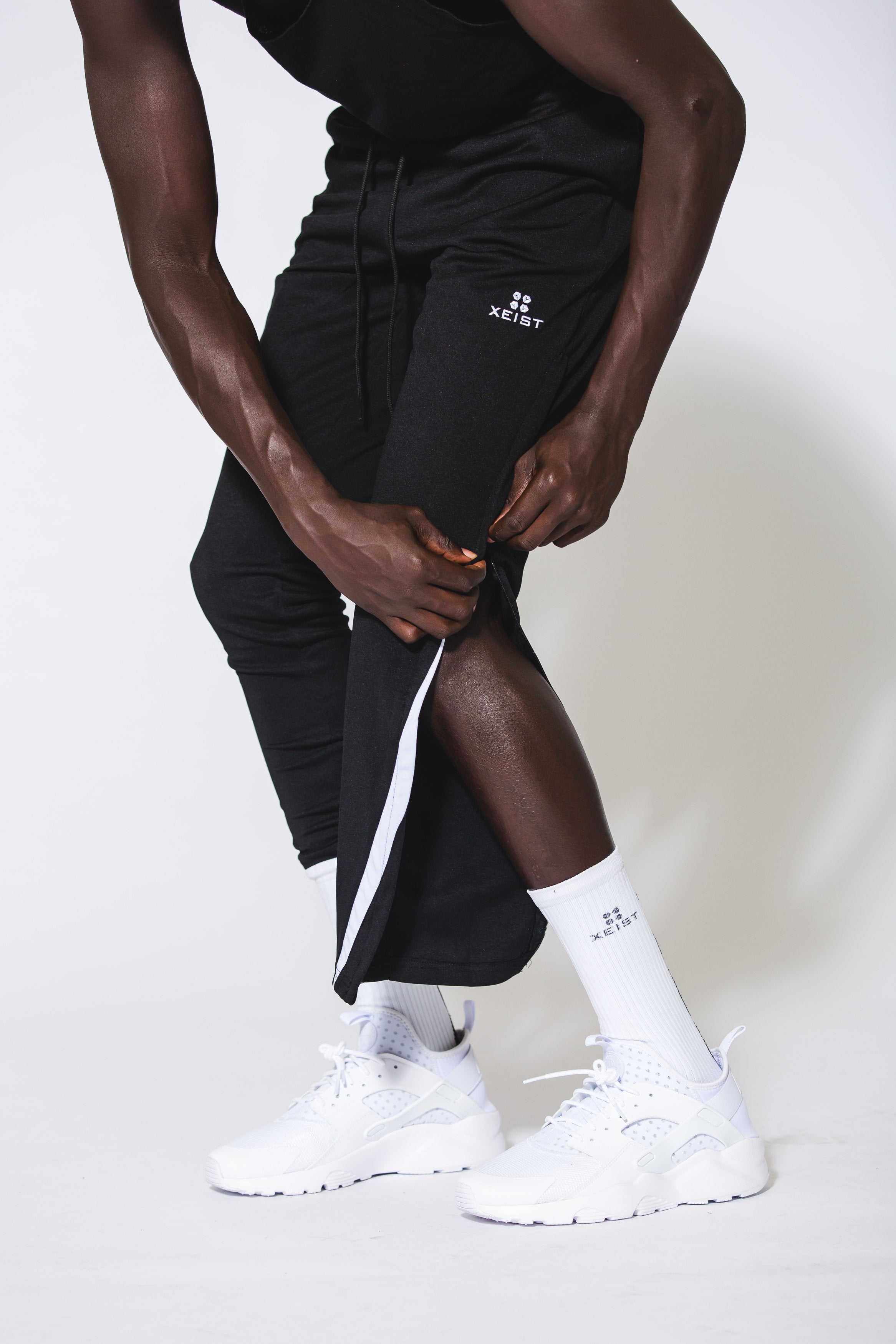 Black 741z Joggers - Xeist